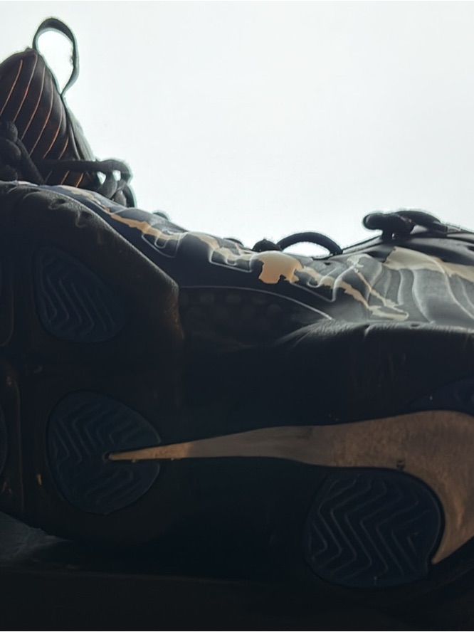 Nike Air Foamposite ‘Royal’ One Black And Blue